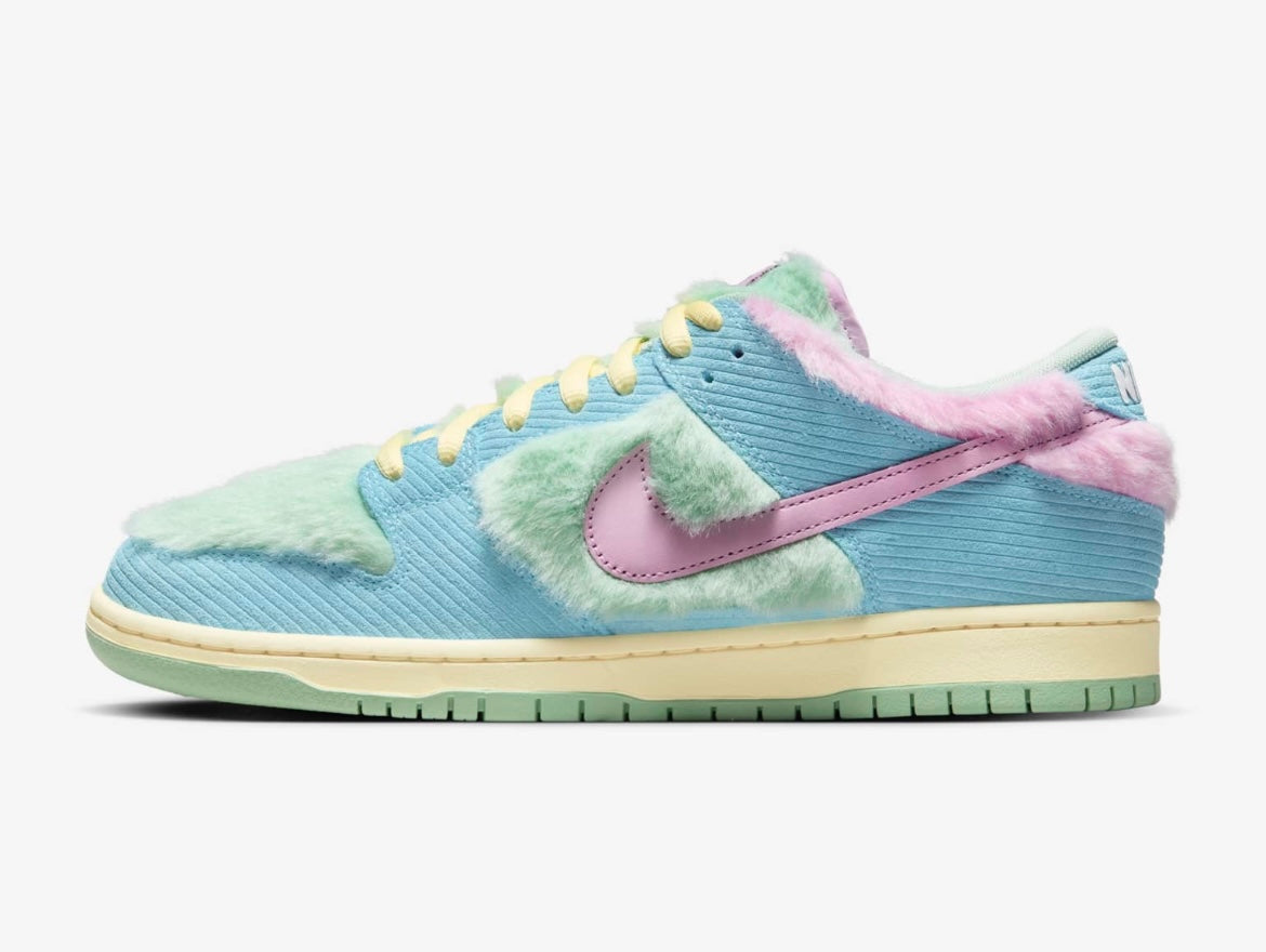 Dunks SB x Verdy