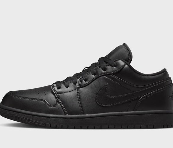 Jordan 1 Low “Triple Black”