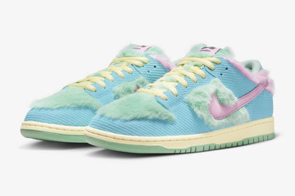 Dunks SB x Verdy