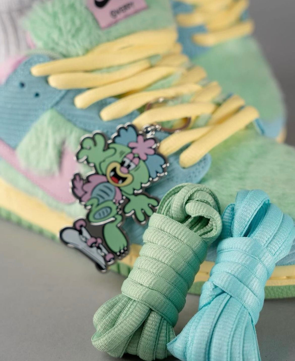 Dunks SB x Verdy