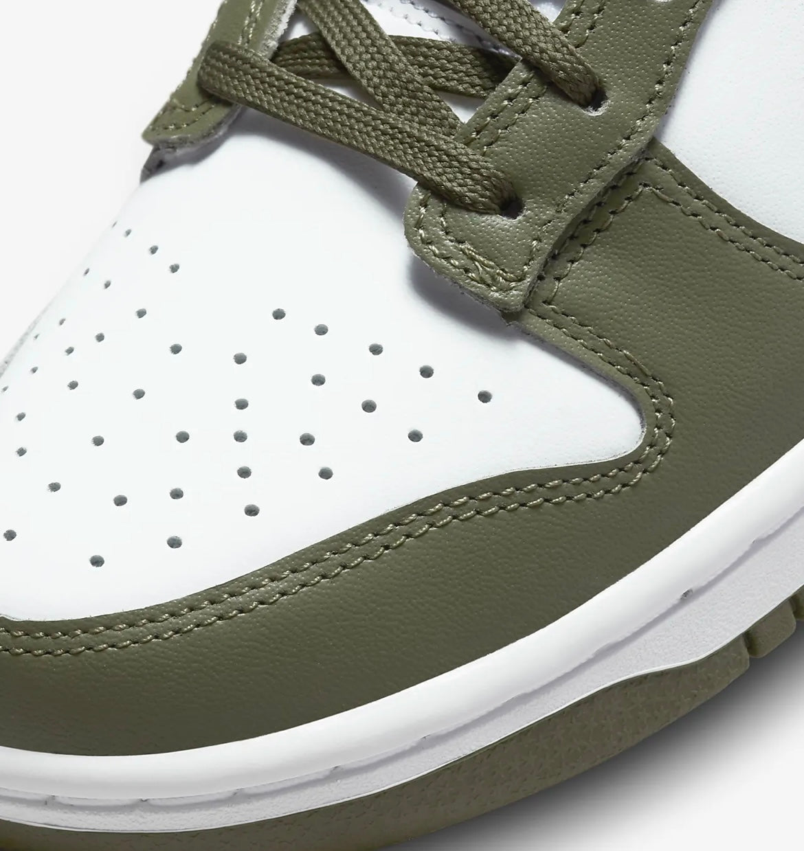 Nike Dunk Low Medium Olive